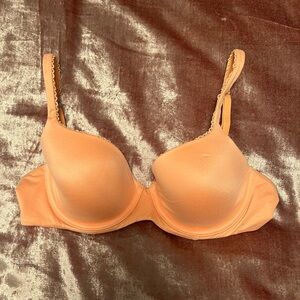 Victoria’s Secret Bra 34C